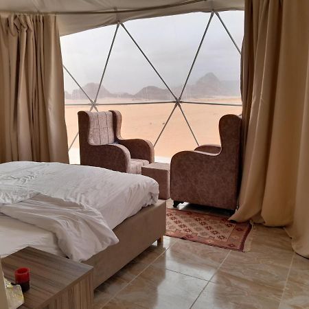 Waseem Luxury Camp Вади Рум Екстериор снимка